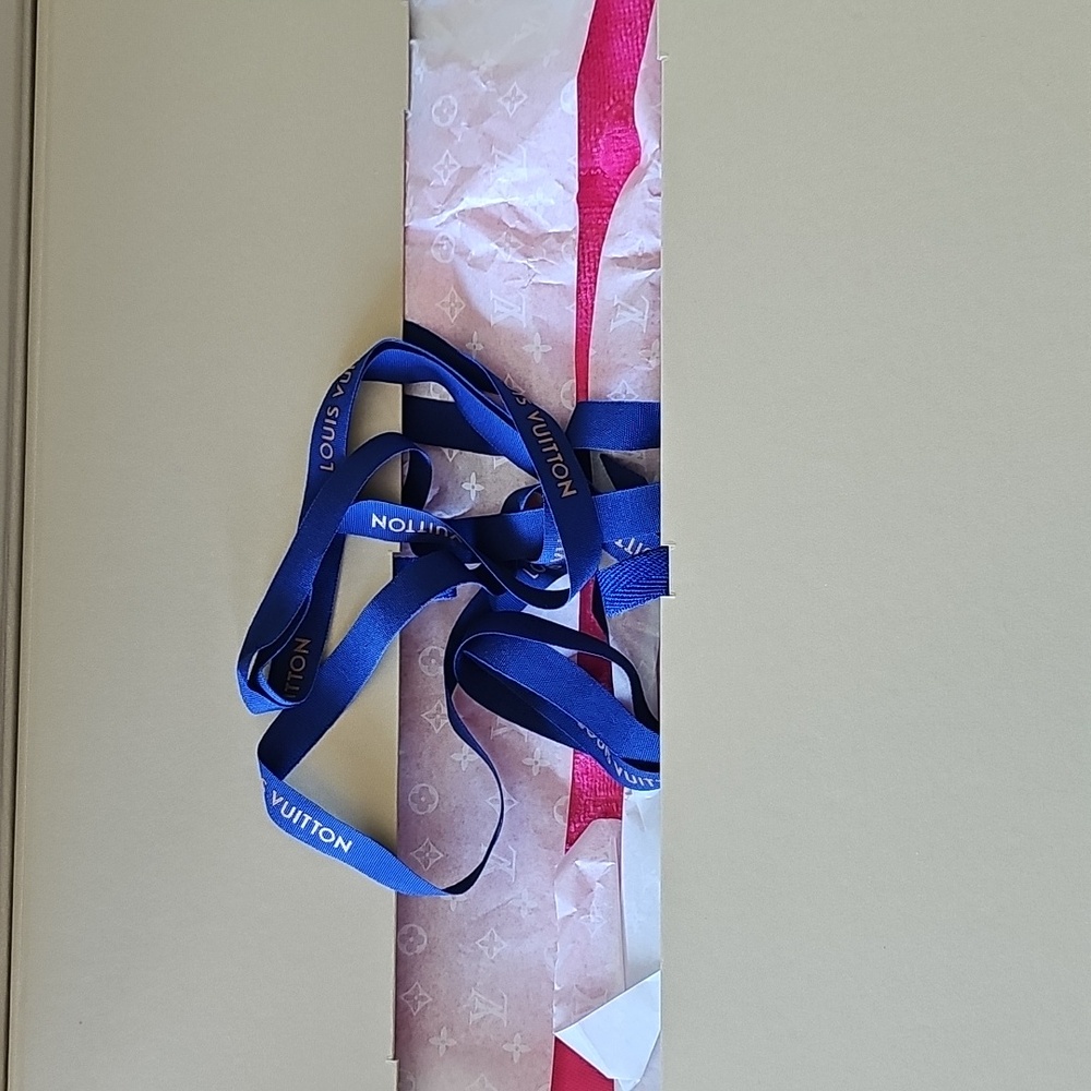 New Louis Vuitton towel pink - Picture 11 of 11